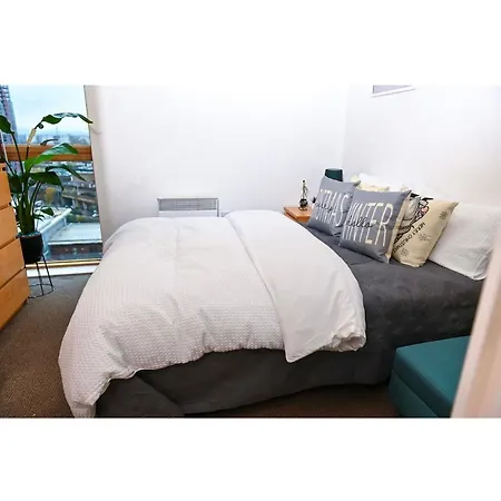 Room In A Flat Manchester Exterior photo