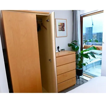 Room In A Flat Manchester Exterior photo